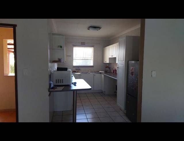 2 BEDROOM PROPERTY TO RENT IN VAALPARK
